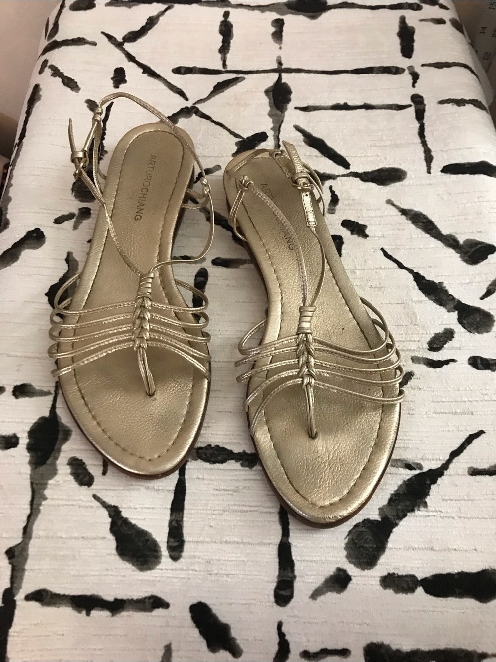 Arturo Chiang Gold Leather Strappy Flat Sandals